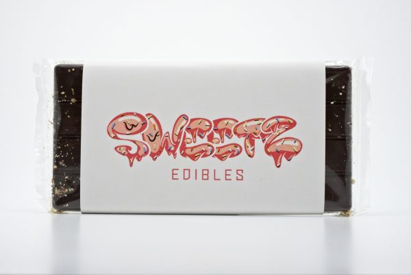 Sweetz-Dark-Chocolate-Almond-Crunch-1000mg